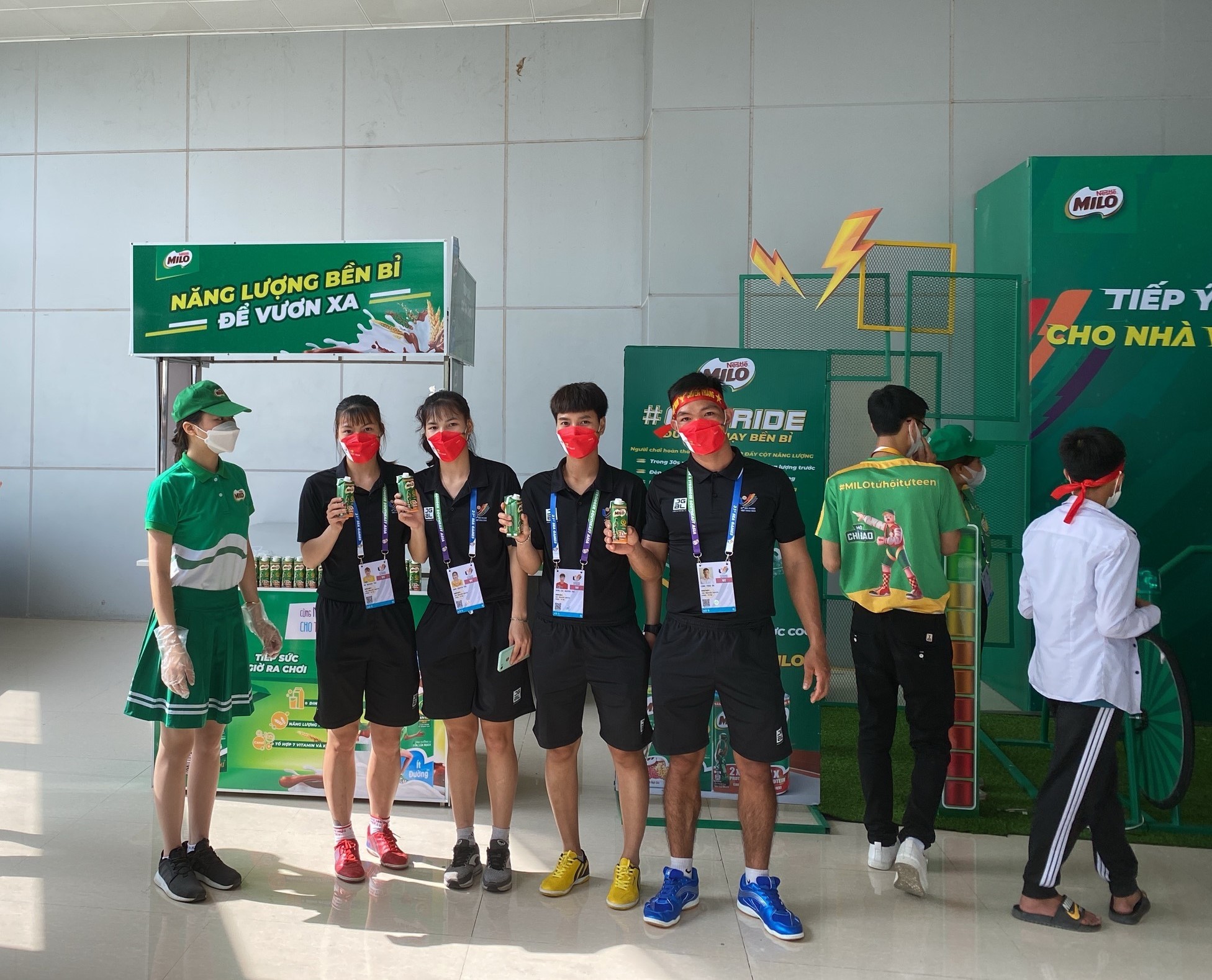 hon-477000-san-pham-sua-lua-mach-nestle-milo-duoc-nhan-hang-trao-gui-tai-sea-games-31-1652612345.jpg