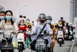 Ý định chuyển đổi sang xe điện của người dân Hà Nội: tiếp cận mô hình tích hợp PPM - TPB