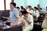 Cựu Phó chánh tòa và cựu Phó viện trưởng Viện Kiểm sát nhân dân TP Huế lãnh án vì nhận hối lộ