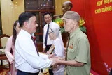 Thường trực Ban Bí thư trao Huy hiệu 80 năm tuổi Đảng đợt 2/9 cho đảng viên Đảng bộ TP Đà Nẵng