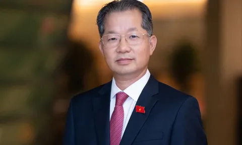 Ông Nguyễn Văn Quảng lần thứ hai tuyên thệ nhậm chức Chánh án TAND Tối cao