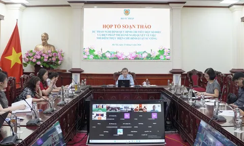 Hoàn thiện hành lang pháp lý đồng bộ, thống nhất về luật sư công