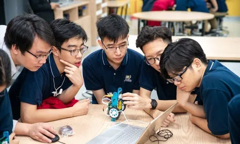 Ứng dụng phương pháp phân tích thứ bậc trong xây dựng bộ chỉ số đánh giá hoạt động chuyển giao tri thức và công nghệ từ cơ sở giáo dục đại học