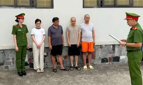 "Ông lớn" vàng bạc SJC kinh doanh ra sao trước khi bị "phát lộ" thông tin kim cương lậu bị tuồn vào hệ thống bán lẻ?