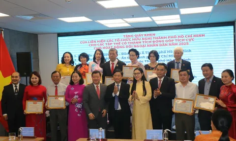 Xây dựng lực lượng đối ngoại nhân dân chuyên nghiệp, hiện đại, đa chủ thể trong kỷ nguyên phát triển mới của dân tộc