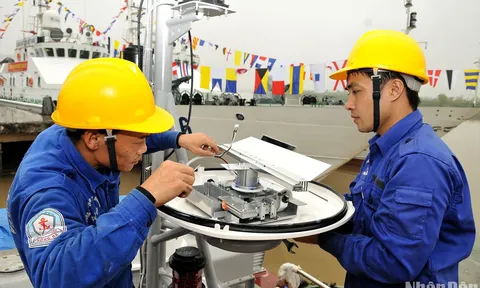 Xây dựng đội ngũ công nhân trí thức Việt Nam trong bối cảnh phát triển nền kinh tế số