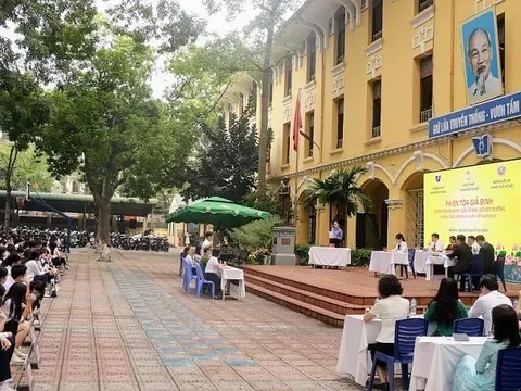 Truyền thông trợ giúp pháp lý cho trẻ em qua hình thức phiên tòa giả định từ thực trạng hoạt động của Trung tâm Trợ giúp pháp lý nhà nước số 3 tỉnh Vĩnh Long