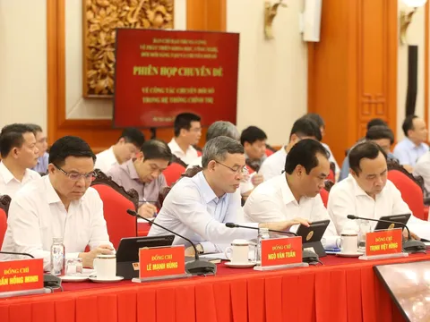 Dịch vụ công trực tuyến phải thực chất, giảm thời gian, chi phí cho người dân và DN