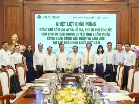Vinachem làm việc với Đoàn đại biểu Ủy ban Chính quyền tỉnh Khăm Muồn (CHDCND Lào), thúc đẩy triển khai Dự án Muối mỏ Kali Lào