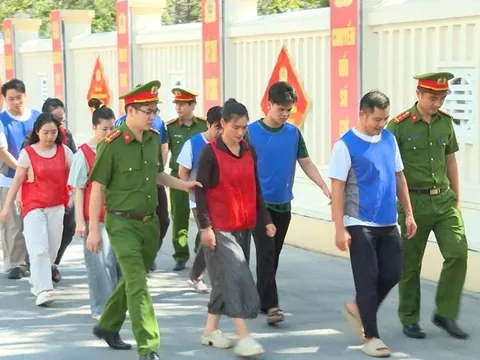 Phát hiện đường dây buôn lậu kim cương có quy mô đặc biệt lớn