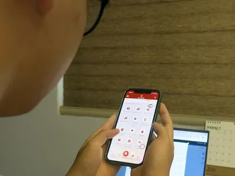 Bác sĩ, luật sư: Chỉ vài giây là biết còn nợ bao nhiêu thuế