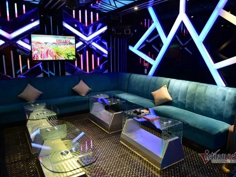 Từ vụ Giám đốc Việt KTV bị khởi tố: Mở YouTube cho khách hát karaoke có vi phạm?