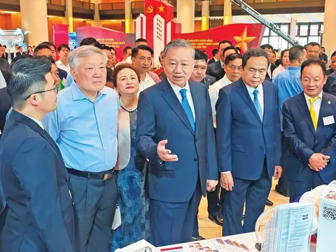 Quan điểm mới của Đảng Cộng sản Việt Nam về kinh tế tư nhân