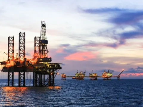 Hiện thực hóa tăng trưởng cao, năng lượng phải đi trước một bước