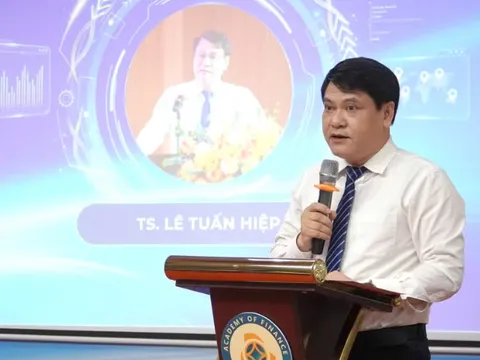 Tạo diễn đàn học thuật để sinh viên trao đổi nghiên cứu khoa học